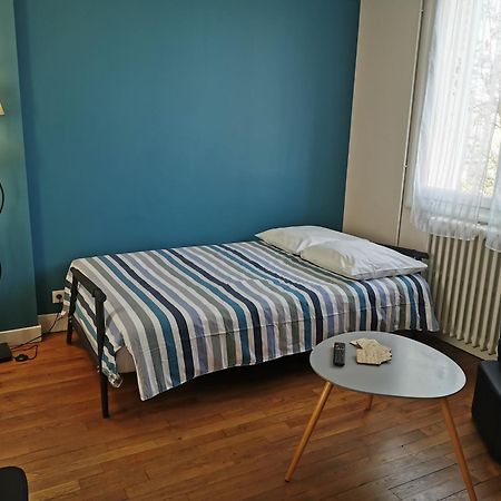 Authentique Gite 1950 Poitiers Futuroscope Aquascope, 1A9Prsn, 3 Pkg, 3 Etoiles A 6Prsn Et 3 Appoints Eco-Responsable 외부 사진